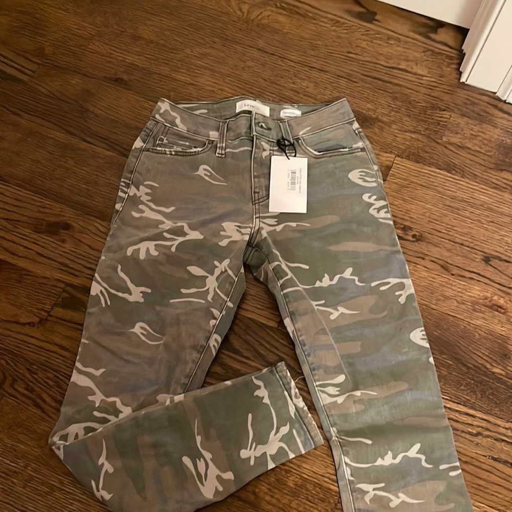 Level 99 camo skinny jeans